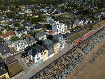 france, region Normandie, Manche, cotentin, Agon coutainville,  plage, promenade de Chausey, le