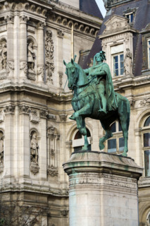 france, région Ile de France, Paris 4e arrondissement,  quai de l'hotel de ville, statue equestre d