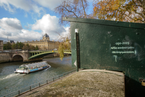 france, région Ile de France, Paris 4e arrondissement,  quai de l'hotel de ville, boite de