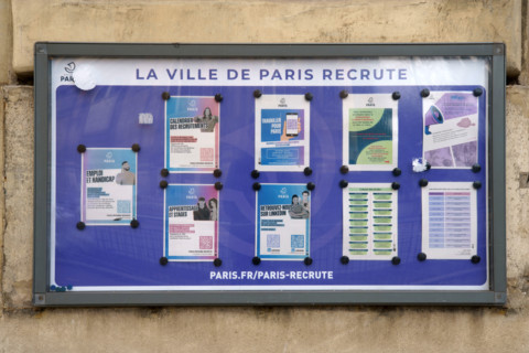 france, région Ile de France, Paris 4e arrondissement, place de l'hotel de ville panneau