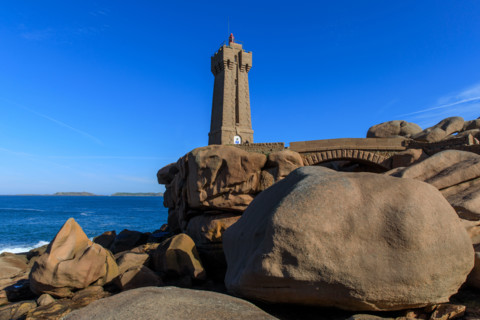 france, région Bretagne, Côtes d'Armor, côte de granit rose, Ploumanac'h, les rochers