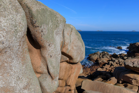 france, région Bretagne, Côtes d'Armor, côte de granit rose, Ploumanac'h, les rochers
