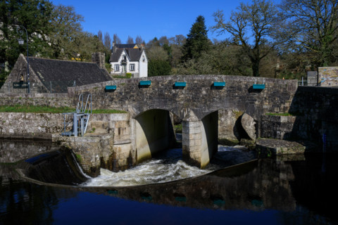 FRance, région Bretagne, Finistère, Huelgoat, les rochers, cahos de huelgoat, lac