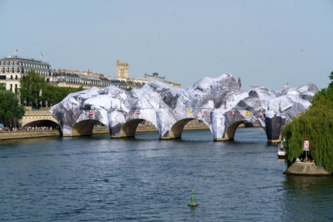 Oeuvre "La Caverne du Pont Neuf", par JR