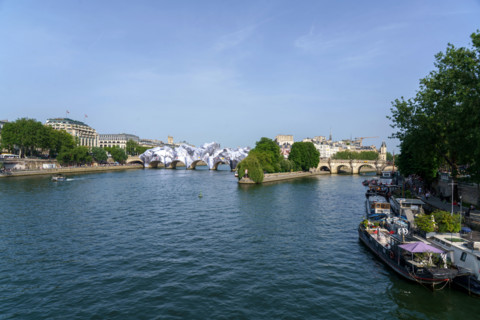 Oeuvre "La Caverne du Pont Neuf", par JR