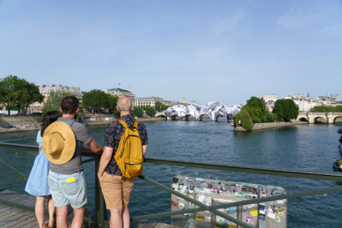 Oeuvre "La Caverne du Pont Neuf", par JR
