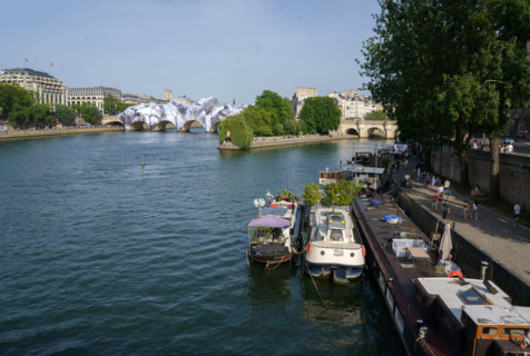Oeuvre "La Caverne du Pont Neuf", par JR