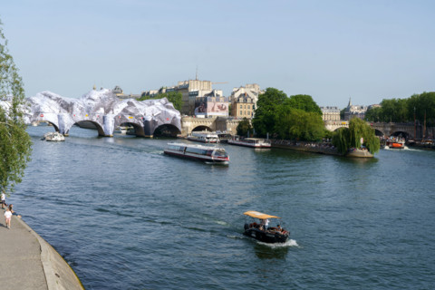 Oeuvre "La Caverne du Pont Neuf", par JR