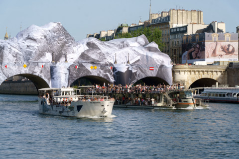 Oeuvre "La Caverne du Pont Neuf", par JR