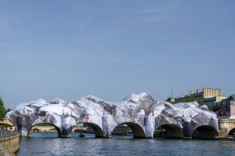 Oeuvre "La Caverne du Pont Neuf", par JR
