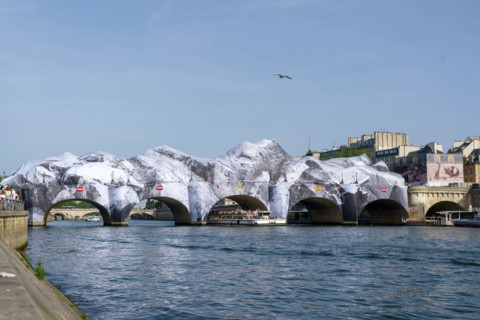 Oeuvre "La Caverne du Pont Neuf", par JR