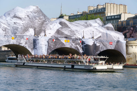 Oeuvre "La Caverne du Pont Neuf", par JR