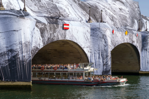 Oeuvre "La Caverne du Pont Neuf", par JR