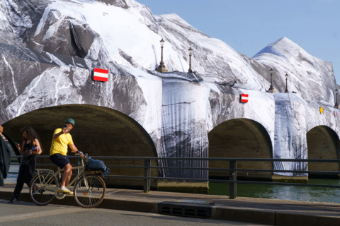 Oeuvre "La Caverne du Pont Neuf", par JR