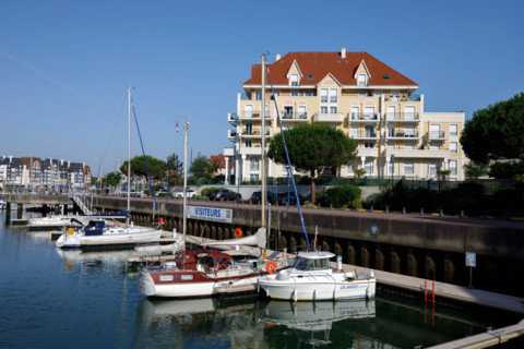 Dives-sur-Mer, France