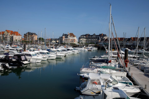 Dives-sur-Mer, France