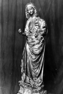 French school the Virgin with the Child Wood Museum of the Louvre -