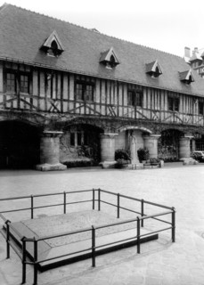 Rouen - La place du marché où fut brûlée Jeanne d'Arc -