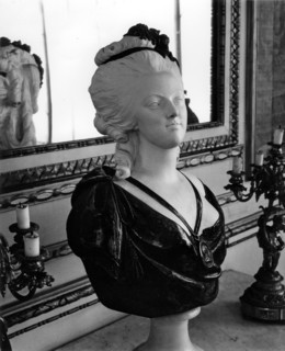 Bust of the queen Marie-Antoinette