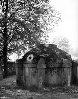 La glacière du parc du château de Malmaison
