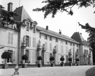 First Empire.  Malmaison.  Frontage of the castle on the gardens.