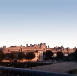 Dehors la ville de Carcassonne