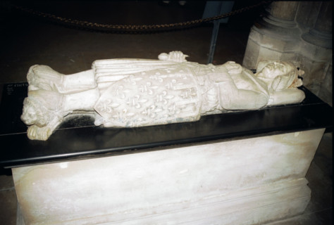 Gisant de Charles Ier, comte d'Anjou, roi de Sicile (1225 -1285).