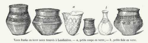 Vases francs en terre noire trouvés à Londinières.