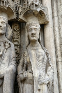 Chartres.
