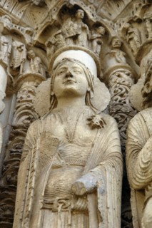 Chartres.