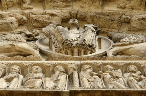 Chartres.