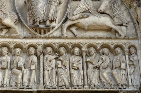 Chartres.
