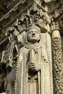 Chartres.