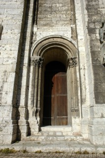 Chartres.