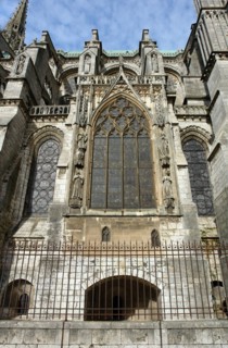 Chartres.