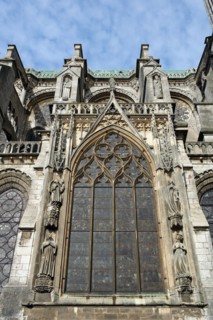 Chartres.