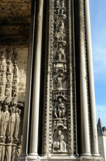 Chartres.