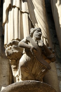 Chartres.