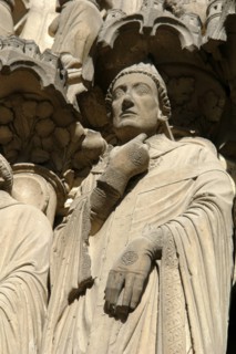 Chartres.