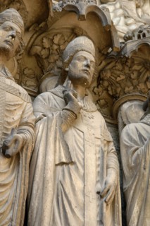 Chartres.