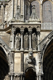 Chartres.