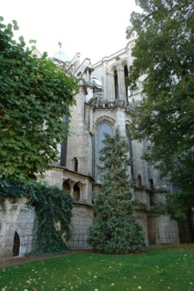 Chartres.