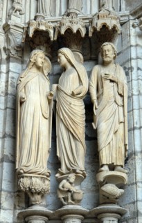 Chartres.