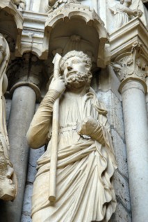 Chartres.