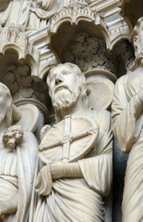 Chartres.