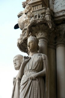 Chartres.