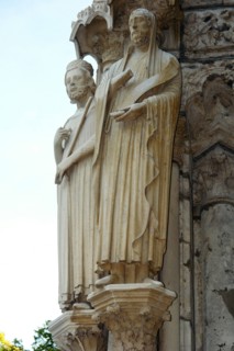 Chartres.