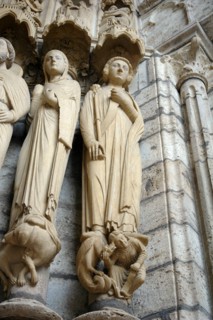 Chartres.