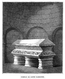 Tombeau de Sainte Radegonde.