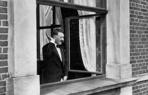 Adolf Hitler. Der Führer in Bayreuth. Le Führer à Bayreuth.
